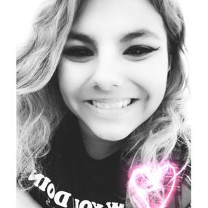 Meet your Posher, Hope